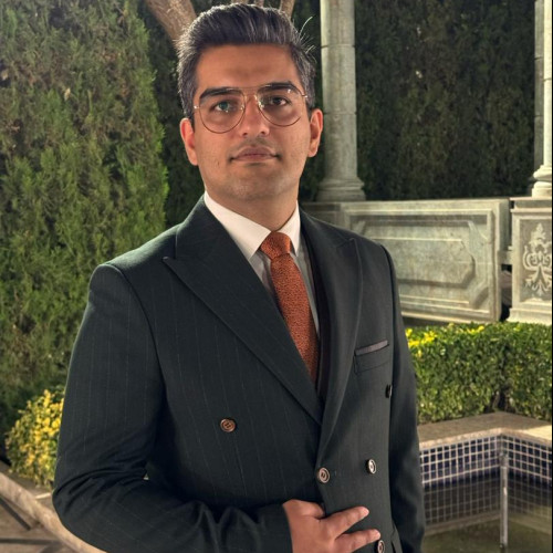 ALIREZA T. profile photo
