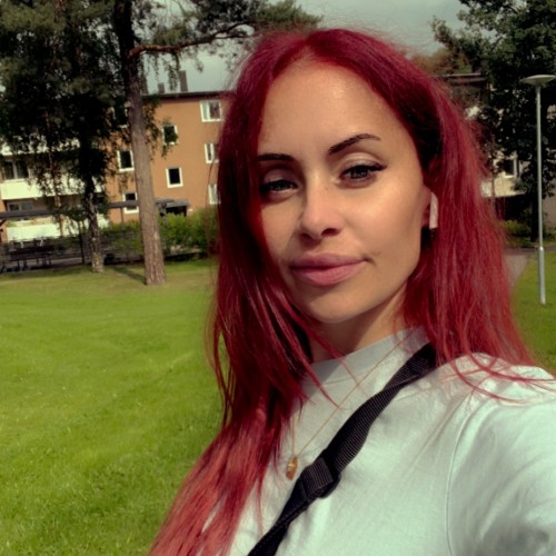 Nadia Ö.