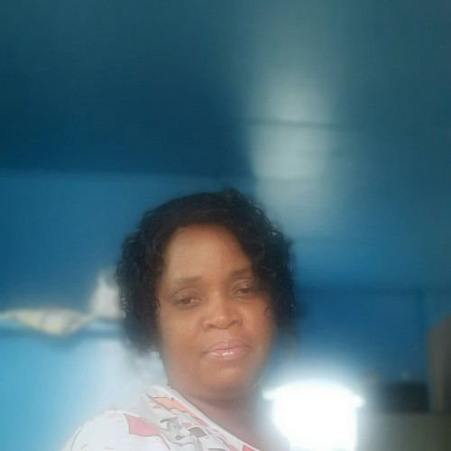 Shivonne R.