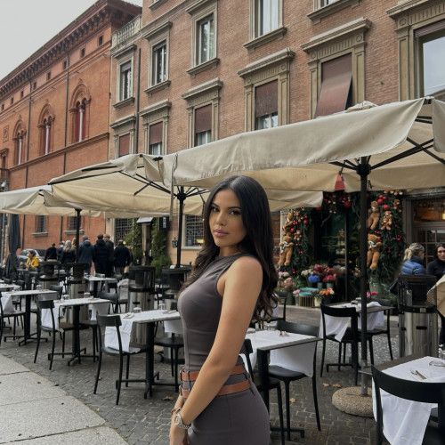 Elena L. profile photo