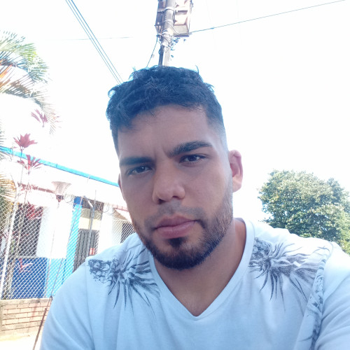 Neomar  P. profile photo