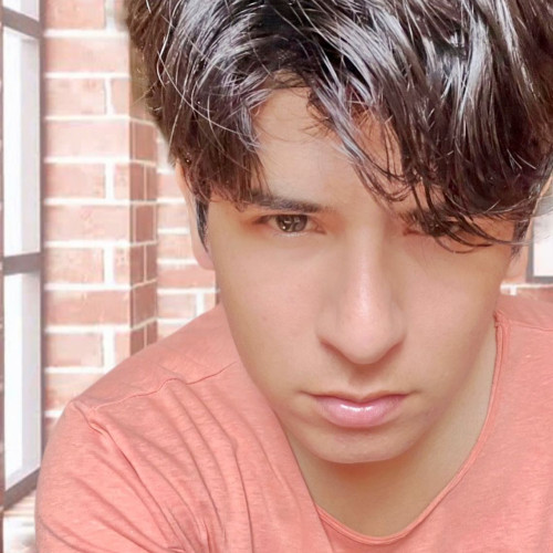 Alex F.