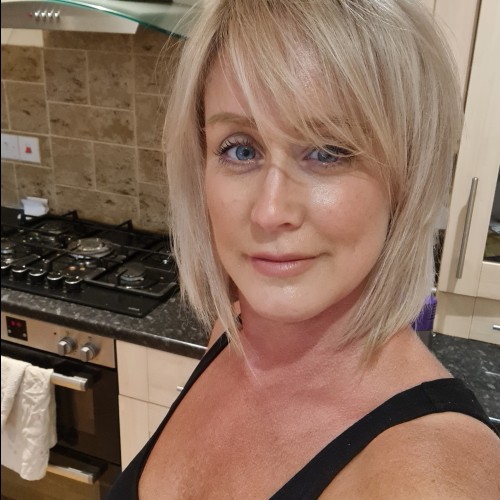 Emma A. from United Kingdom