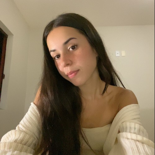 Bruna  F.