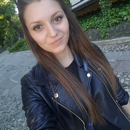 Lyliane C.