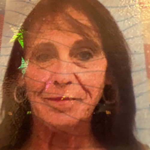 Suzanne L. profile photo