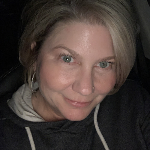 Dee  C. profile photo