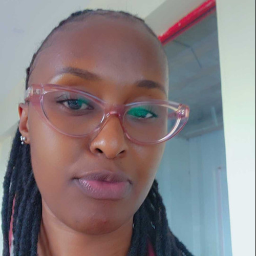 pollie m. profile photo