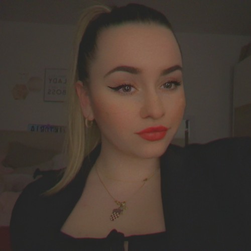 Viktoria G.