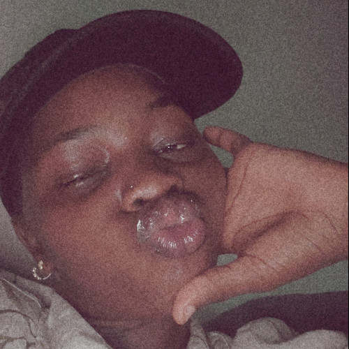 Iwaeni Z. profile photo