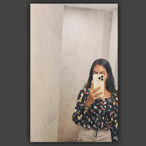 Ayesha  F.