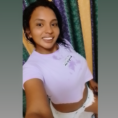 Lisa V.