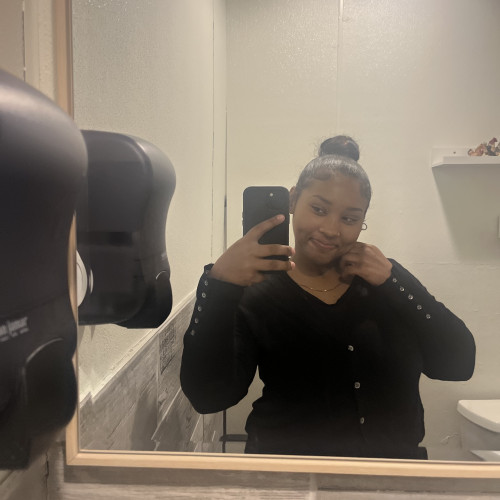 Madiy C. profile photo