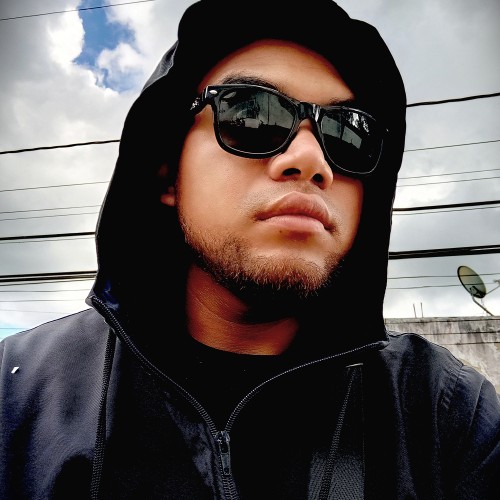 Junior  M. profile photo