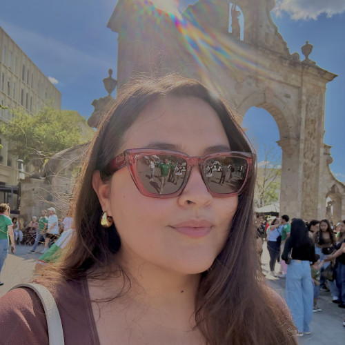 Claudia M. profile photo