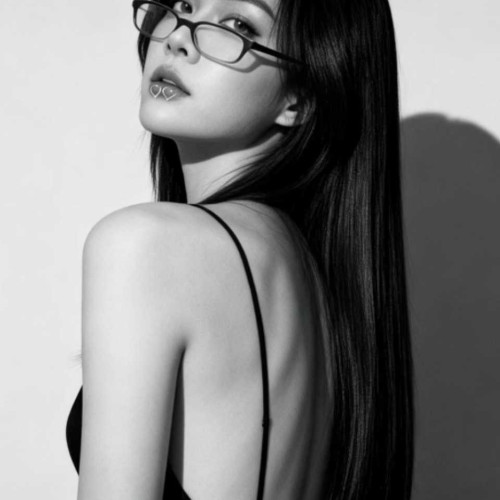 Luna L. profile photo