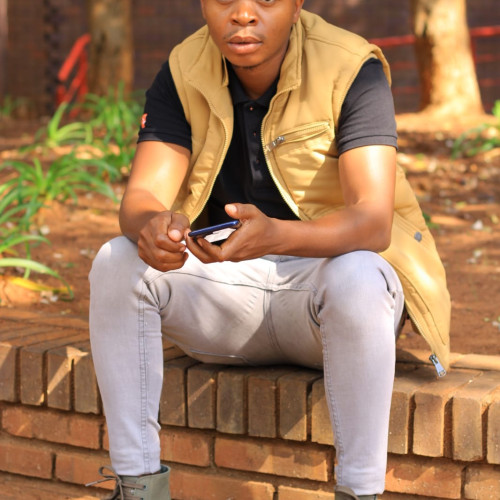 Dineo M.