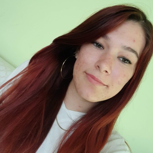 Andreea b.