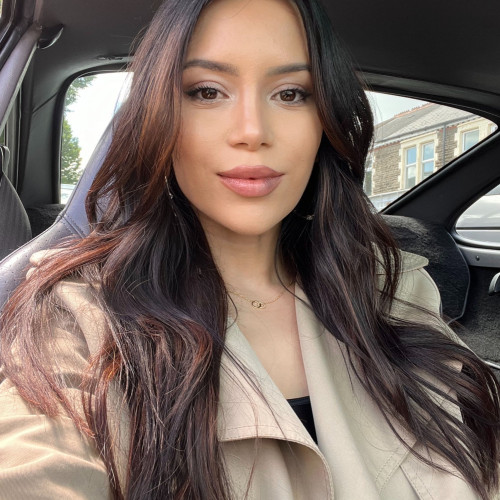aliny m.