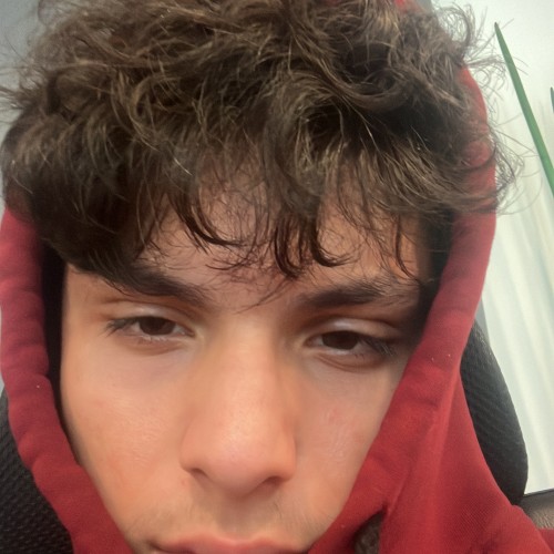 Charlie  H. profile photo