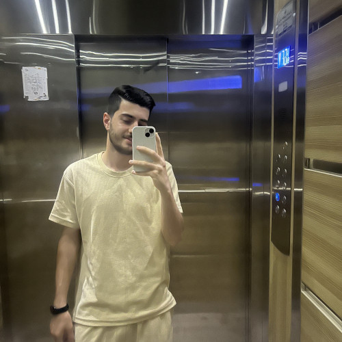 Ali K.