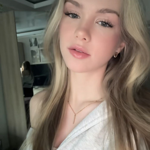 Lisa L.