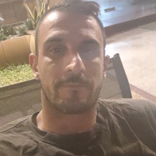 Carlos L. profile photo