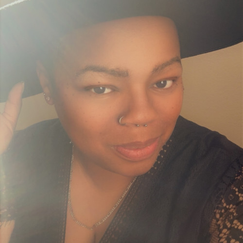 Tay L. profile photo