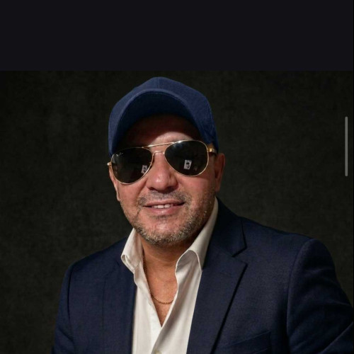 Neyder c. profile photo