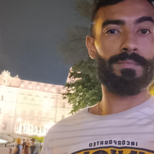 Med K. profile photo