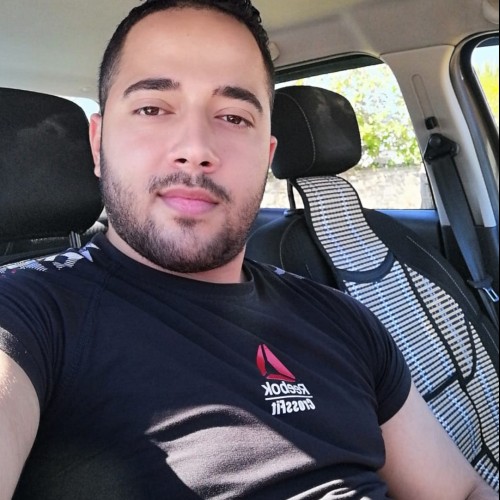 Mazine E. profile photo