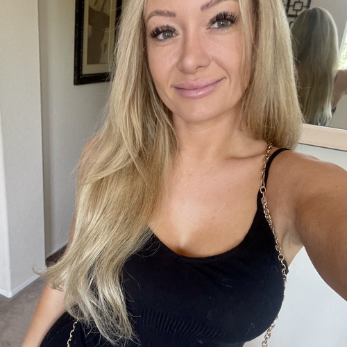 Angela F. profile photo