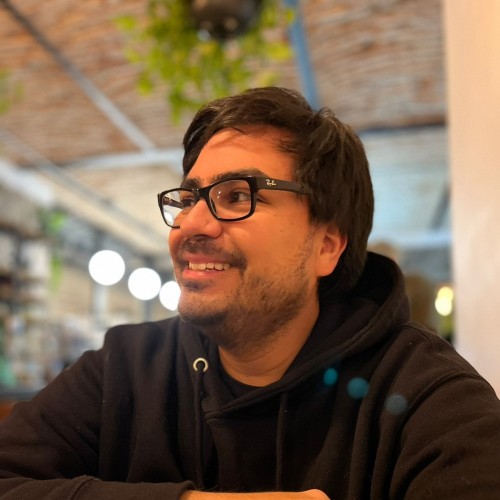 Carlos L. profile photo