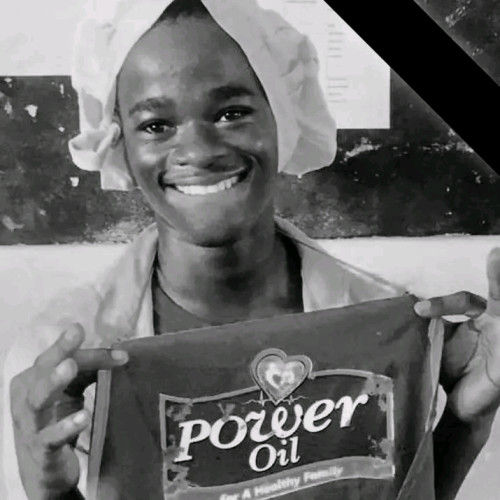 Moshood b. profile photo