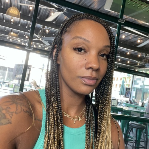 Kymmie T.