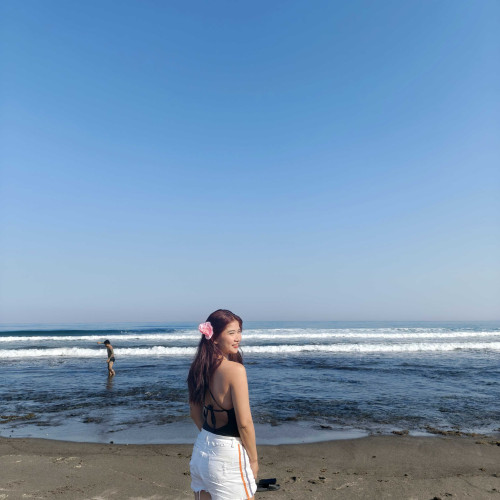 charine b. profile photo