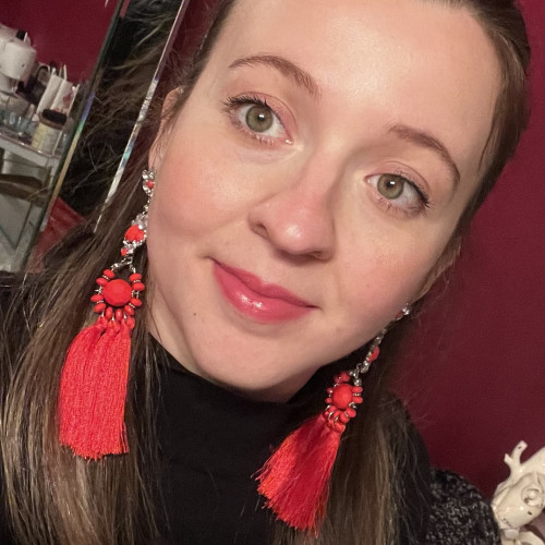 Maryam V. profile photo