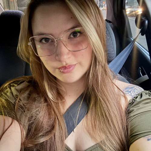 Marlly  R. profile photo