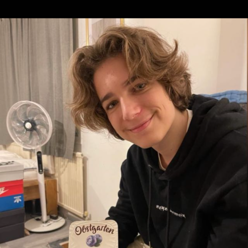 zStax F. profile photo