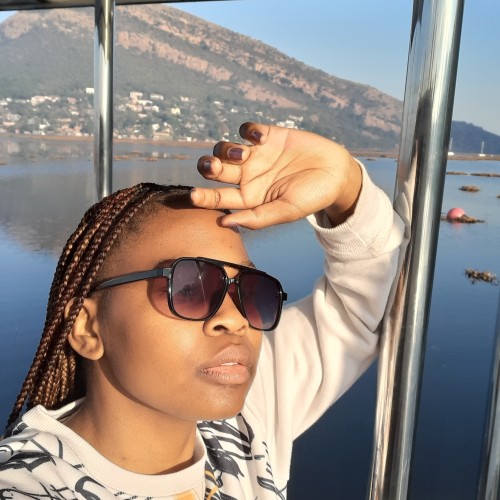 Lindiwe Precious  S.