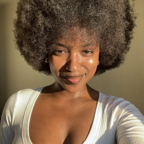 Lynnet  M. profile photo