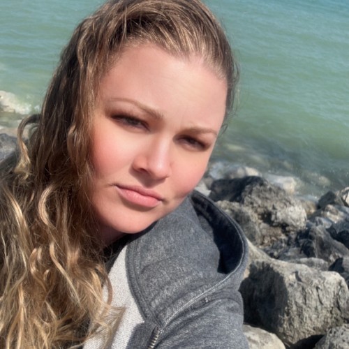 Bonnie M. profile photo