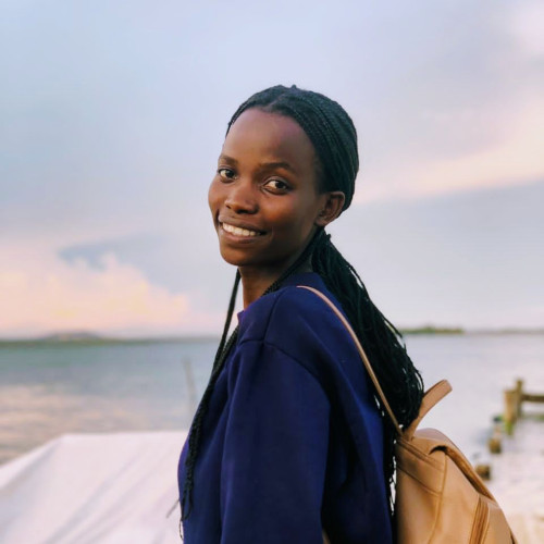 EVELYNE  N. profile photo