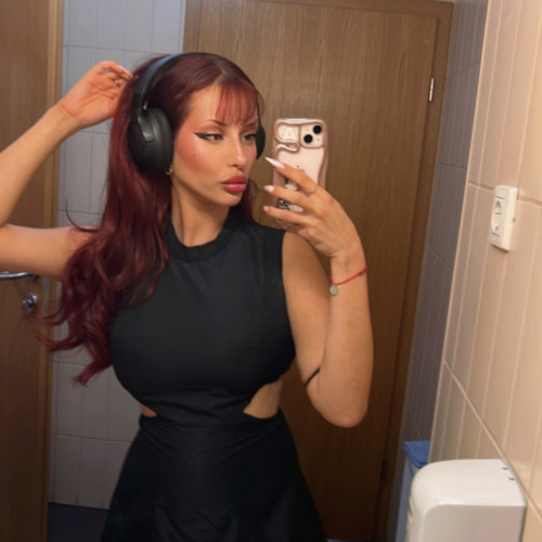 Mila K. profile photo