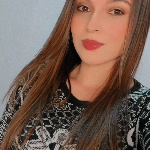 Luana C.