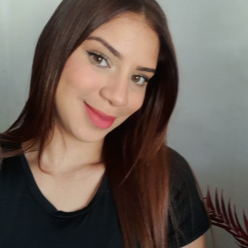 Yenni W.