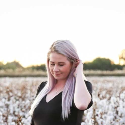Genielle v. profile photo