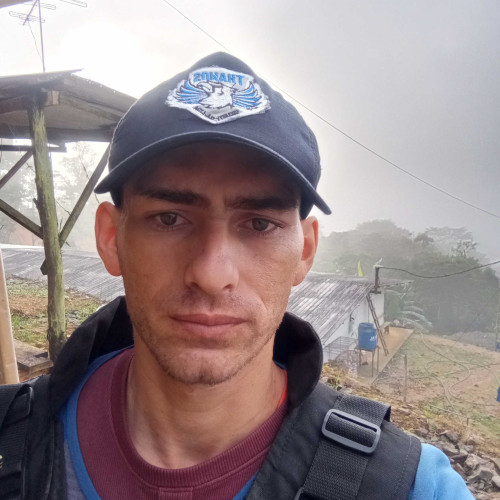 cesar r. profile photo