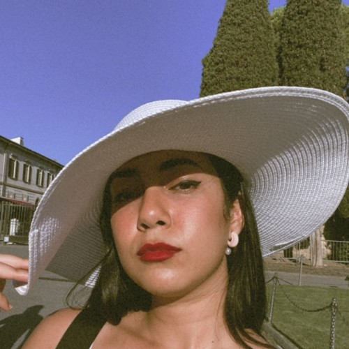 Naïla ~.
