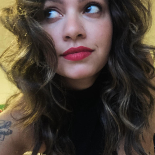 Izabella M.